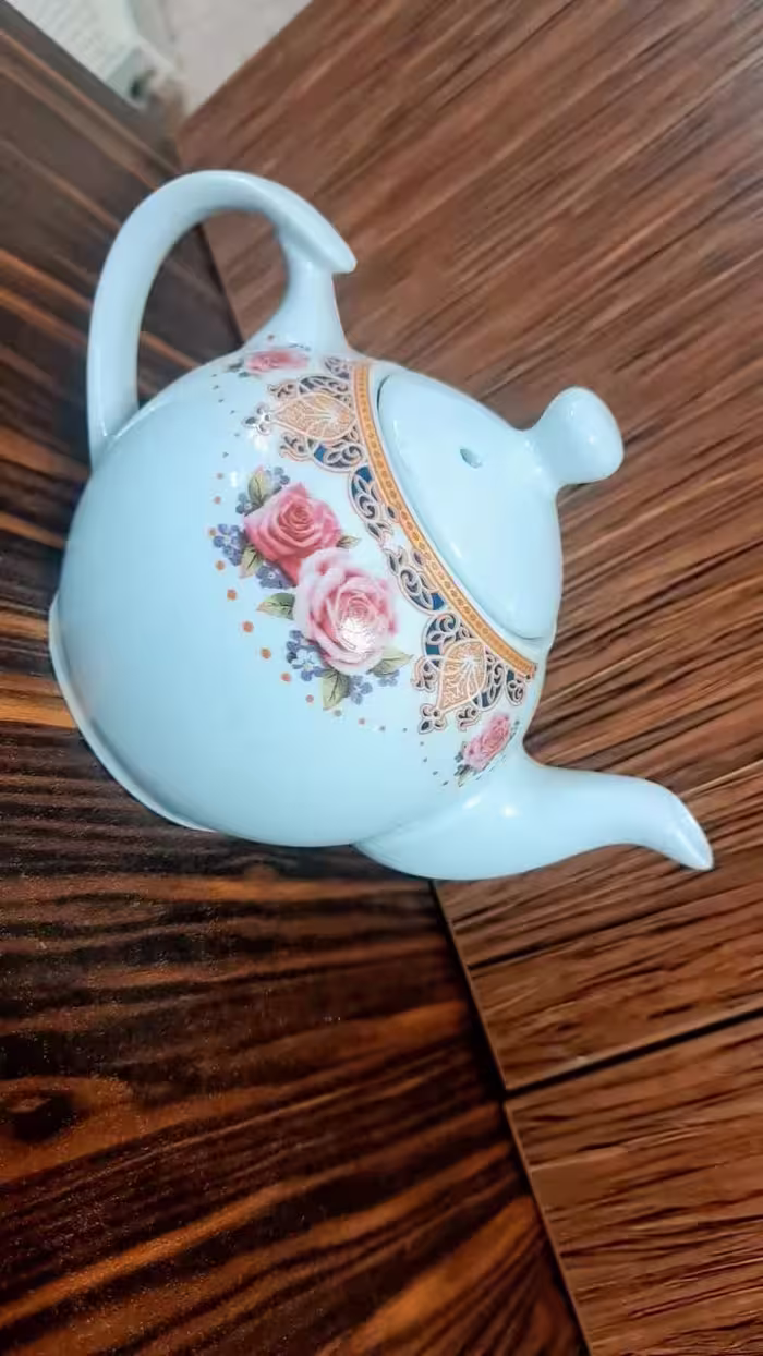 قوری سایز متوسط