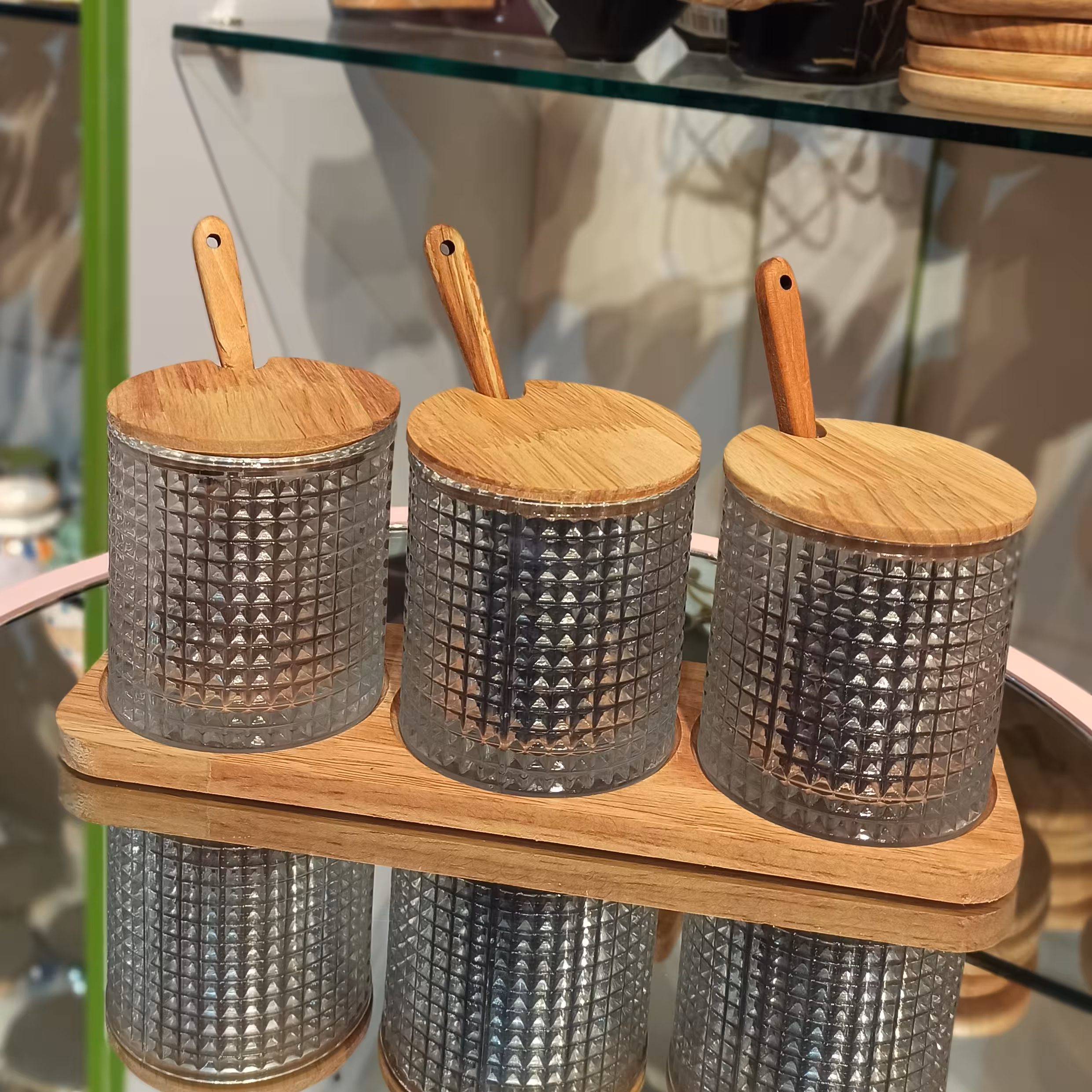 بانکه سه عددی؛بانکه درب چوبی؛جاادویه ای؛جاادویه ای چوبی؛کد1