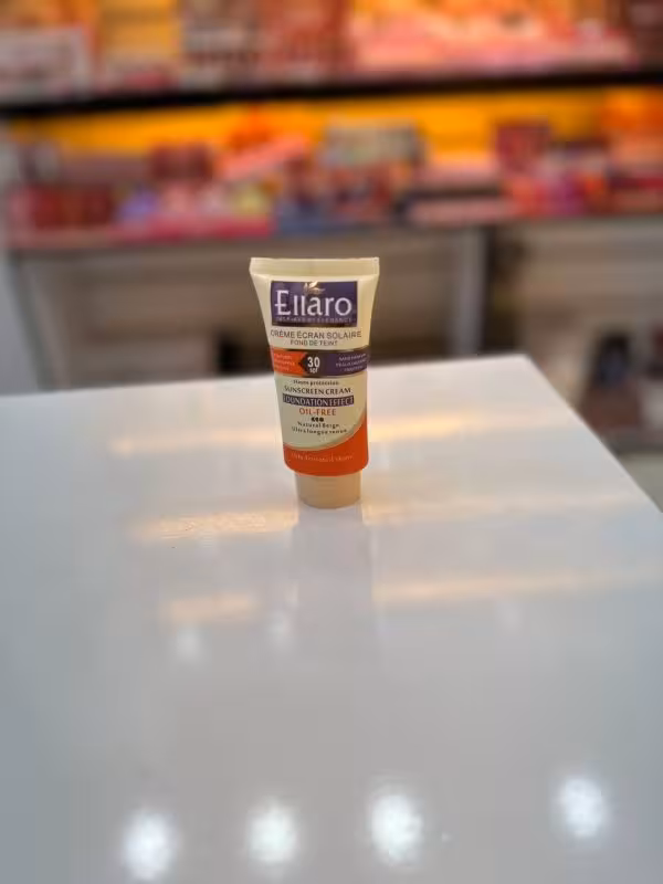 کرم ضد آفتاب الارو فاقد چربی رنگی SPF30