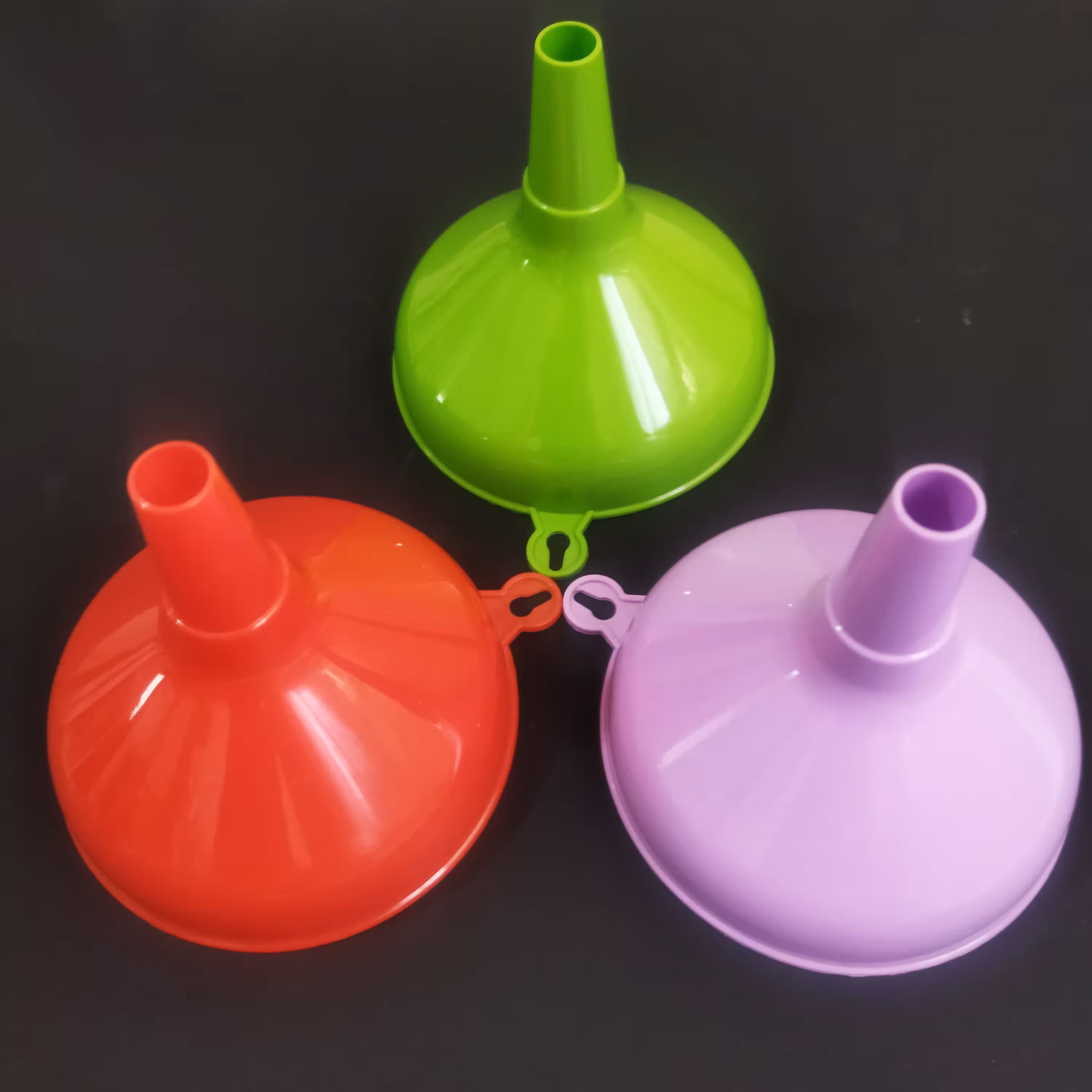 قیف پلاستیکی کوچک سایز قطر 10 سانتیمتر