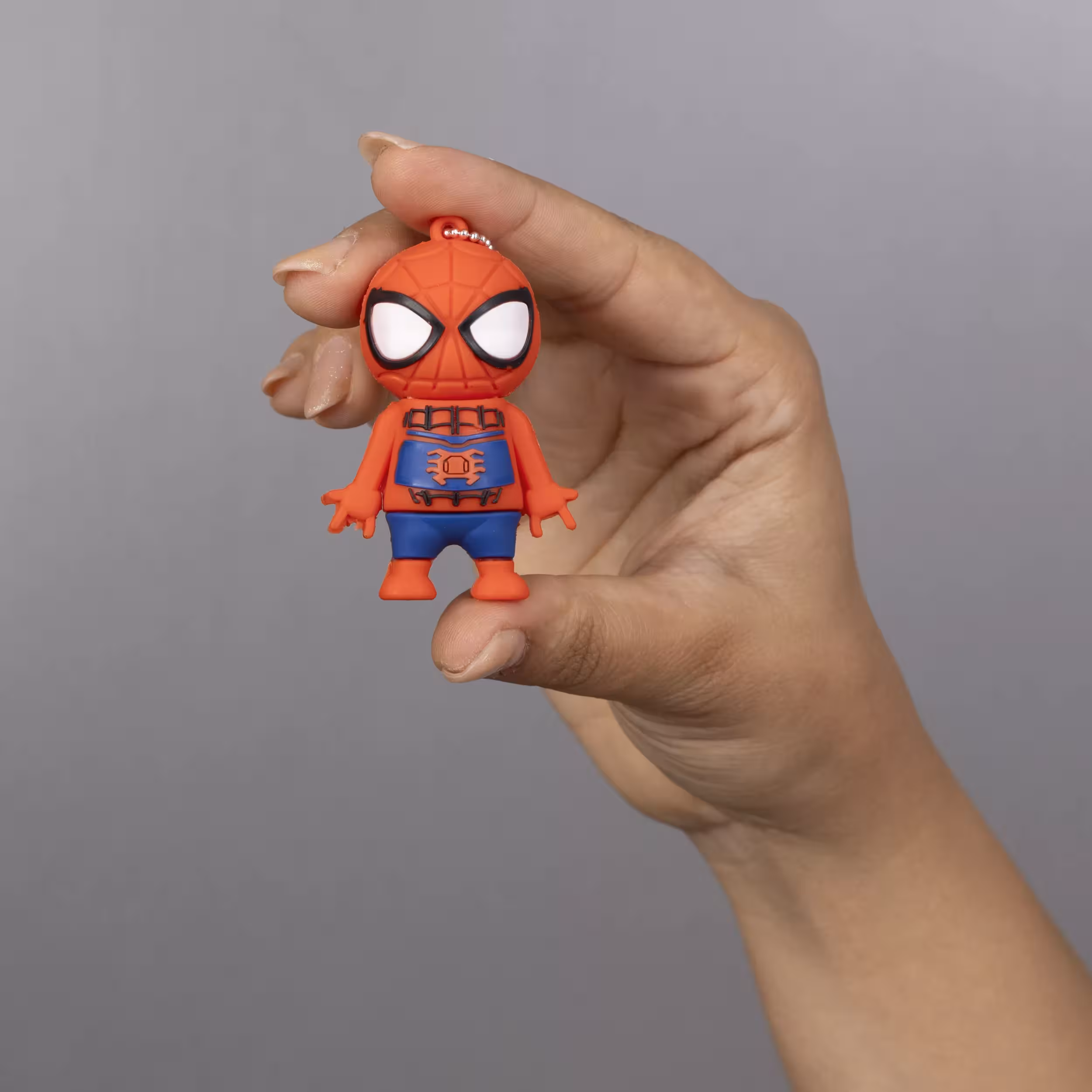 فلش مموری مدل اسپایدر من ظرفیت هشت گیگابایت