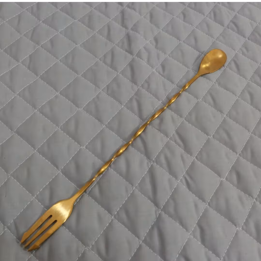 قاشق شربت خوری بلند . قاشق و ملاقه بلند 1عددی همزن پارچ  طول 32سانت. مخصوص همزدن شربت و دوغ در پارچ