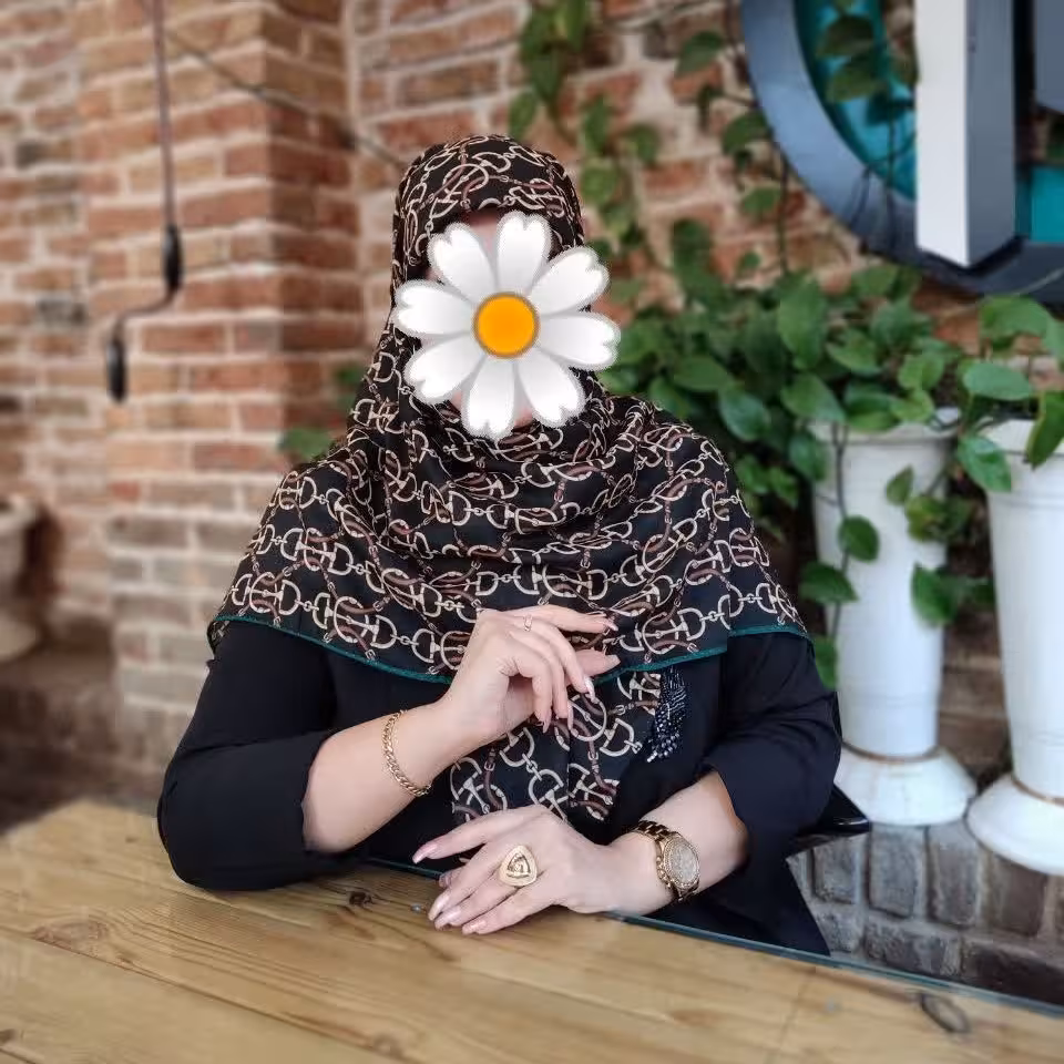 روسری نخی دور دست دوز بهاره با ارسال رایگان