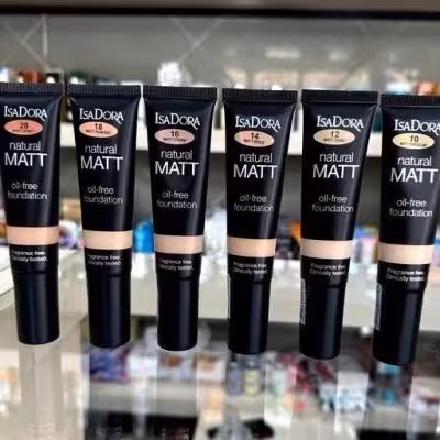 کرم پودر ایزادورا نچرال مات