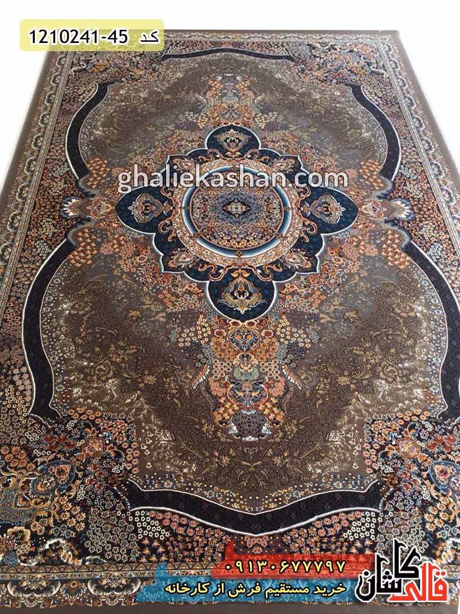 فرش طرح 700 شانه ( 500 شانه ) طرح ترلان زمینه گردویی کاشان