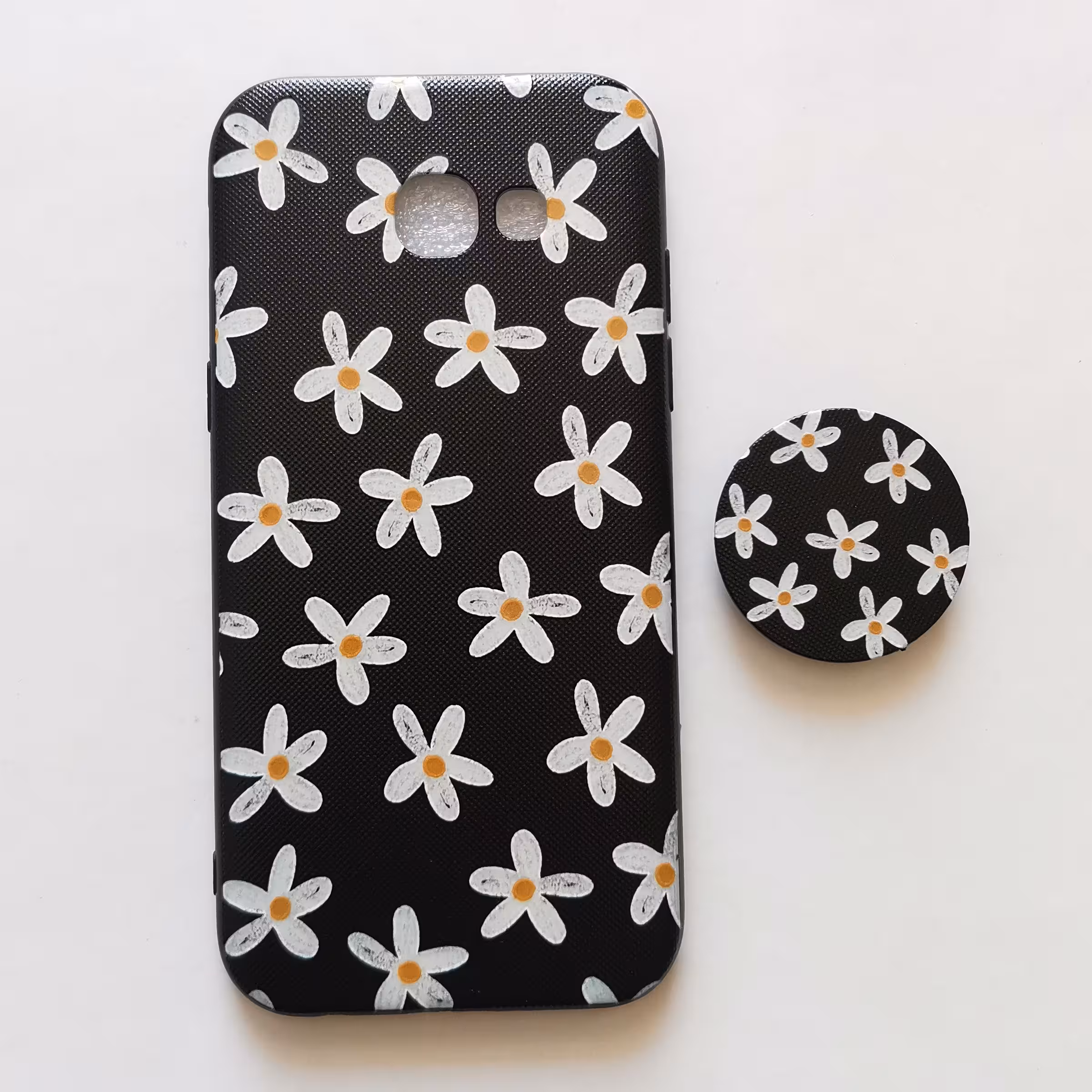 قاب طرحدار پاپ سوکت دار  گل بابونه گوشی سامسونگ A5 2017 یا A520 