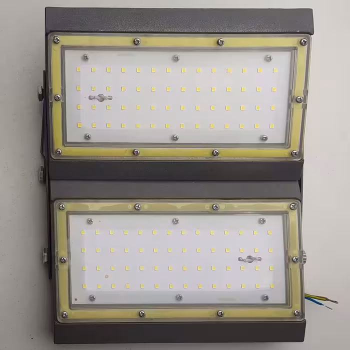 پروژکتور ال ای دی 100 وات مدل PAZZEL طرح ماژولار