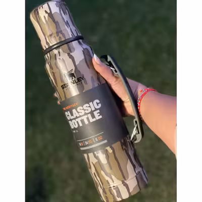 فلاسک استنلی مدل Classic Legendary Bottle کد F2023 گنجایش 1 لیتر