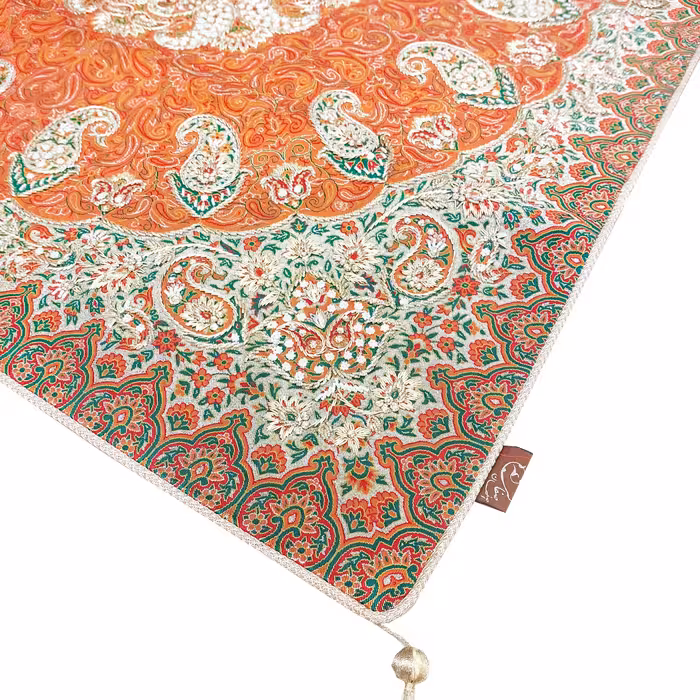 رومیزی ترمه صفائی کد 16.na مدل ملیله دوزی