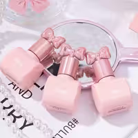 رژلب سرپاپیونی GAGK