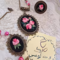 نیم ست گلدوزی شده با دست کد040