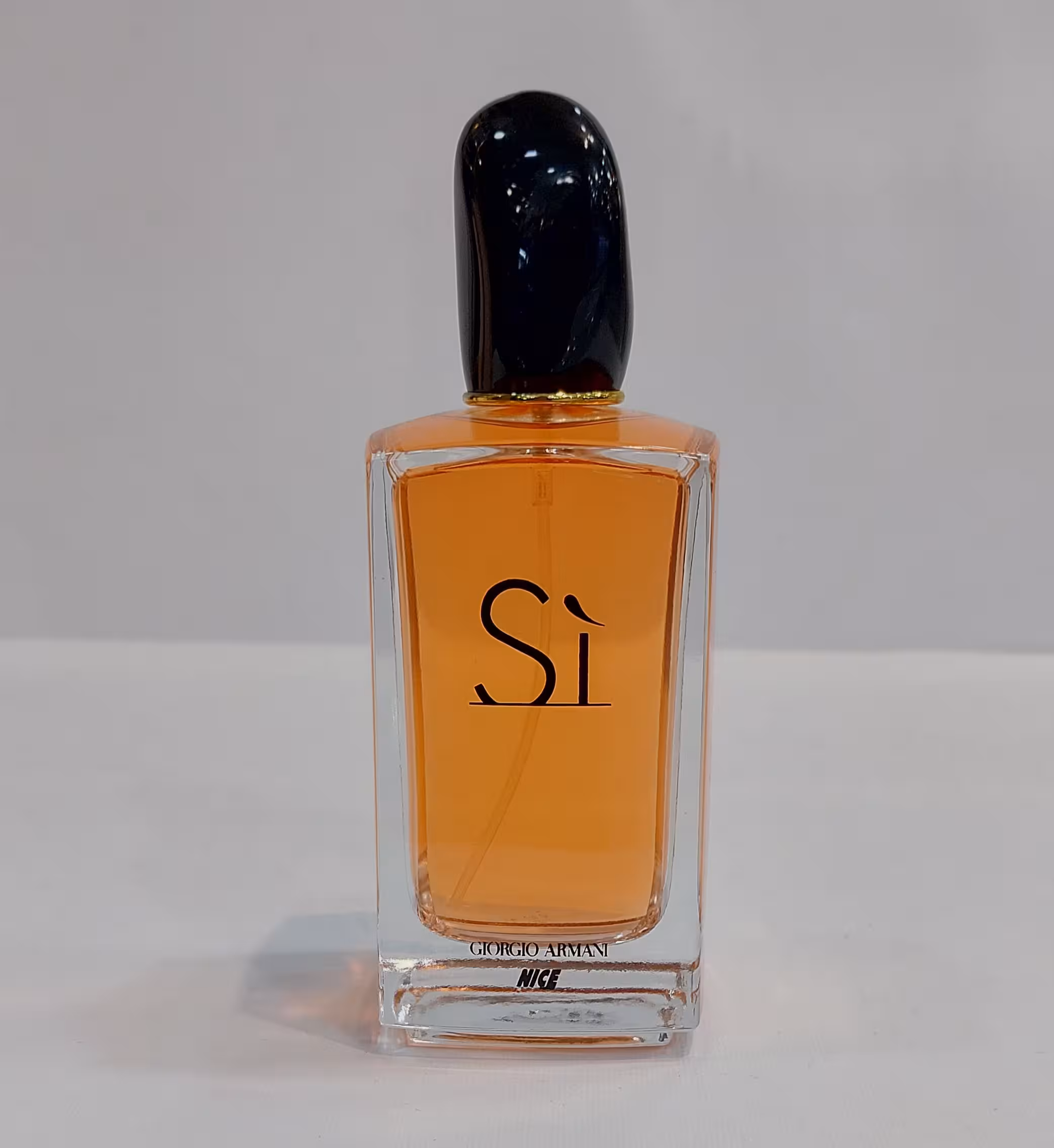 ادکلن   giorgio armani si