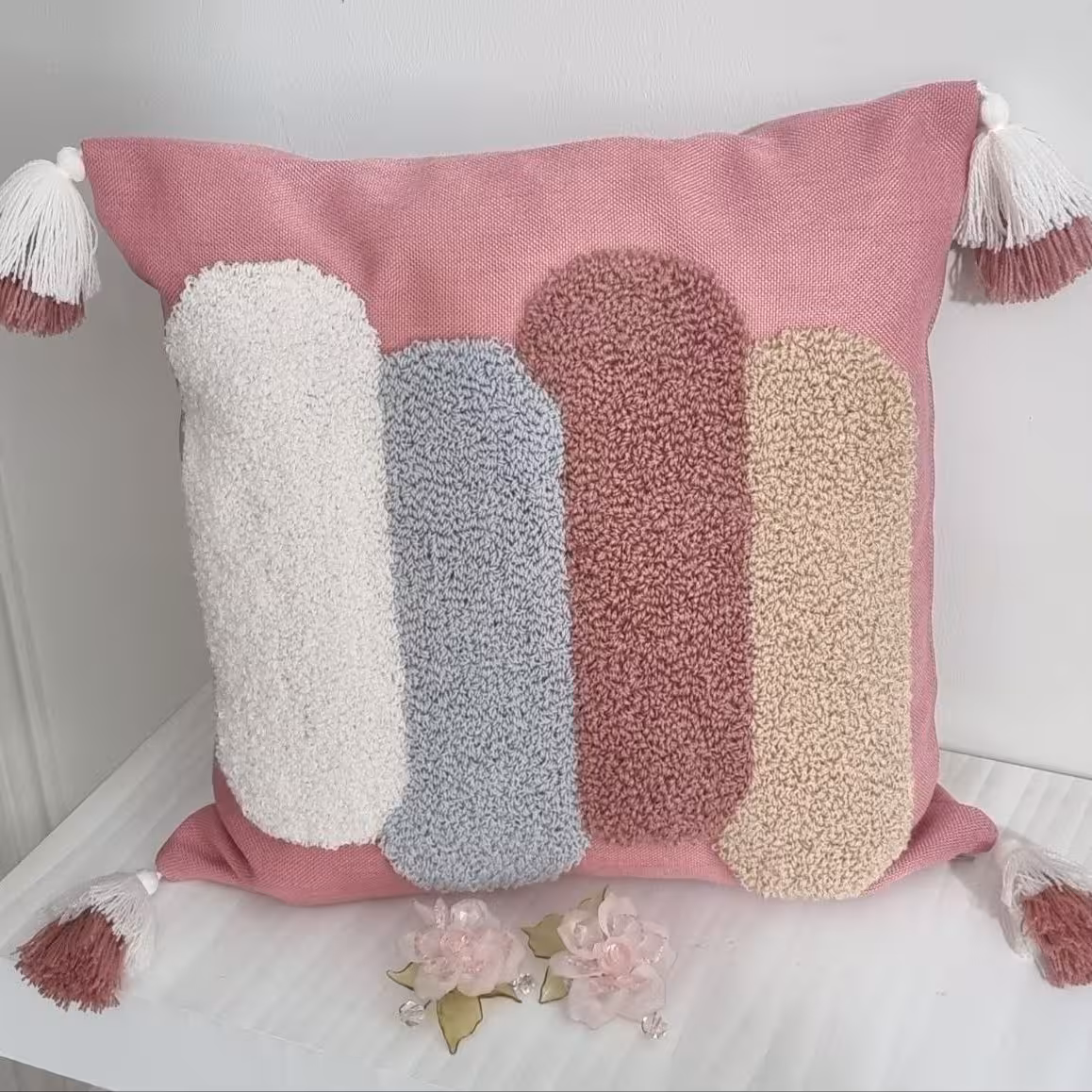 کاور کوسن پانچ دوزی صورتی