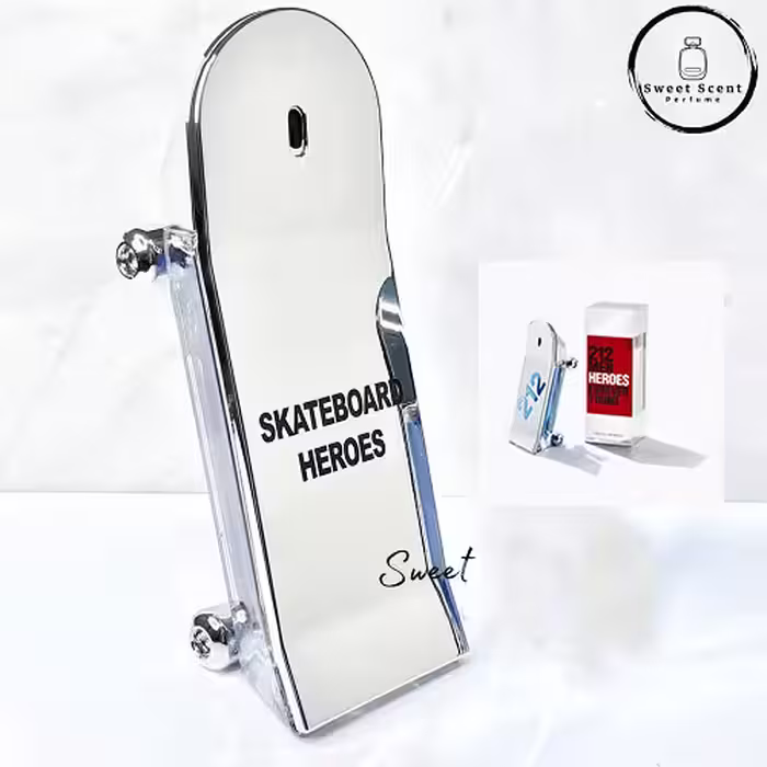 عطر ادکلن کارولینا هررا 212 مردانه هیروز فور اور یانگ کارلوتا | 212Heroes Forever Young by Carlotta حجم 80 میل(شرکتی)