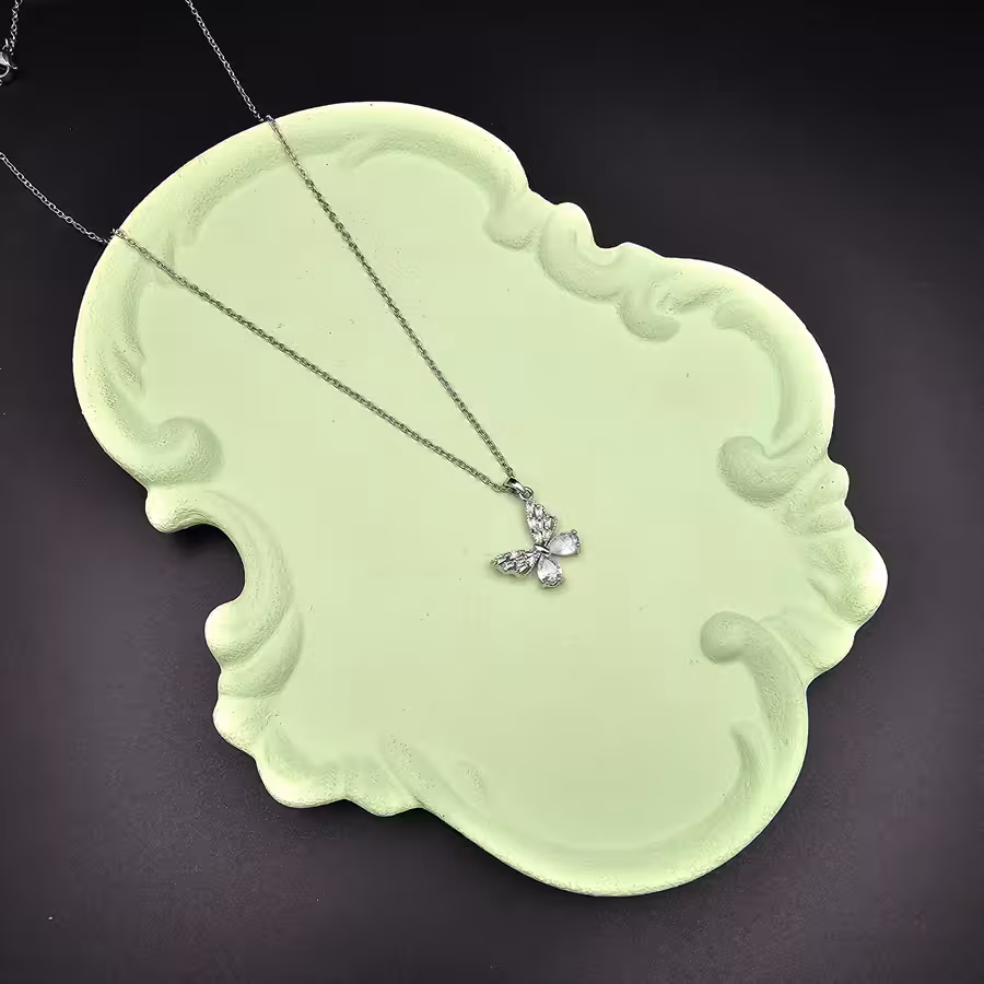 گردنبند جواهری زنانه مدل پروانه کریستالی