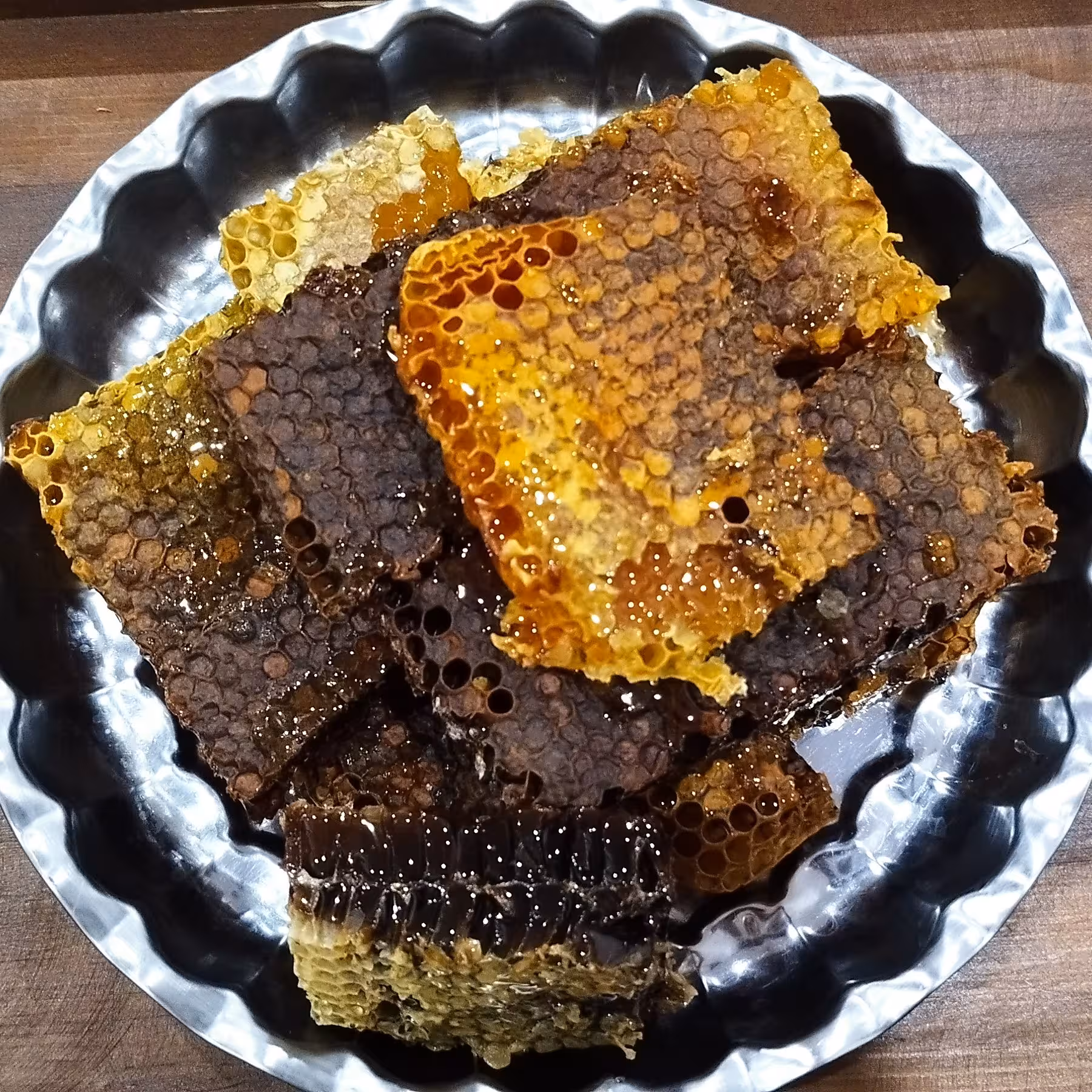 عسل طبیعی و خالص
