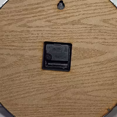 ساعت دیواری سیتی زن مدل 058