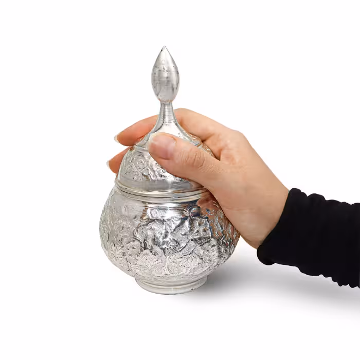 ست 3 تکه گلدان و قندان قلمزنی مدل سیلورپلیتینگ کد HQ201720