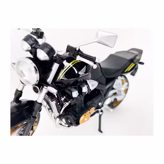 موتور بازی مدل CB 1300