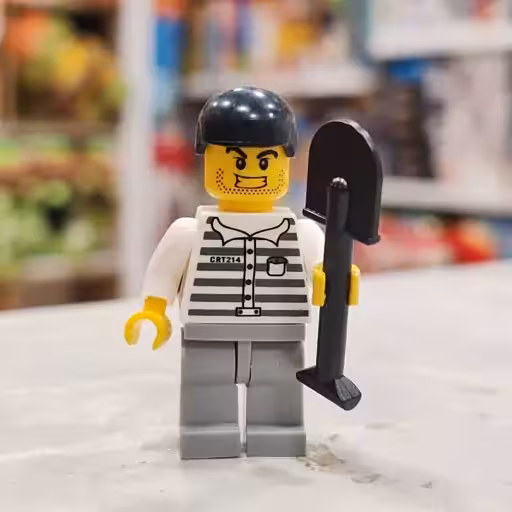 لگو مینی فیگور زندانی