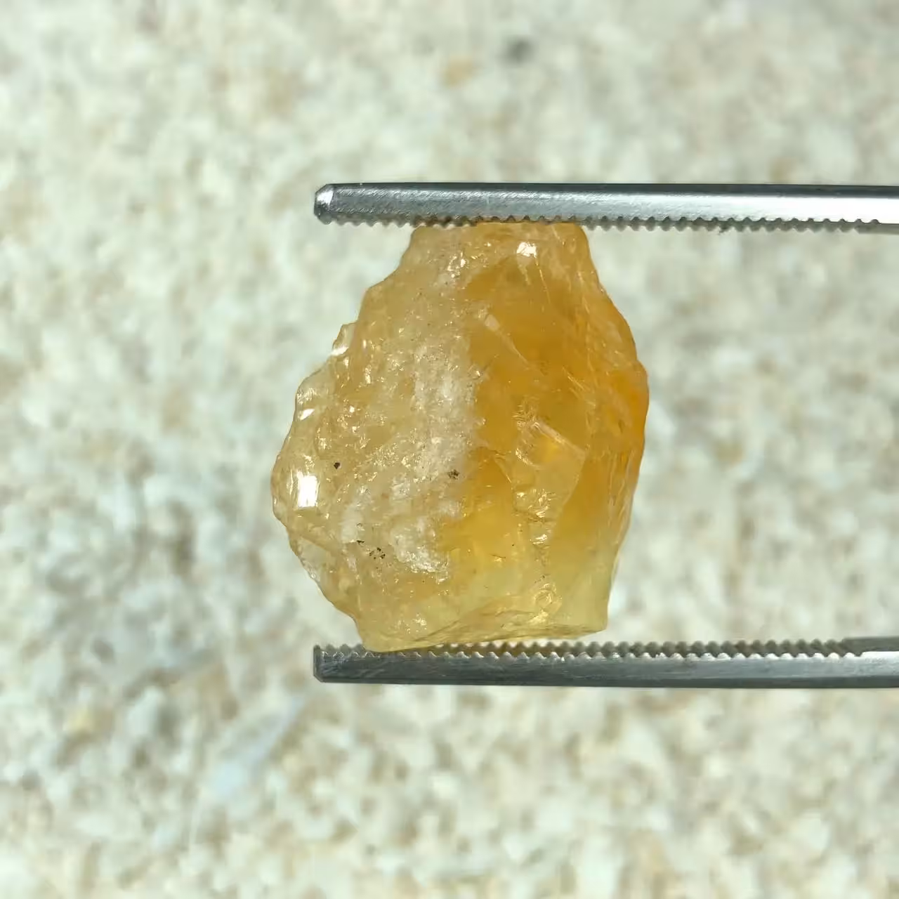 سنگ سیترین راف طبیعی 250860