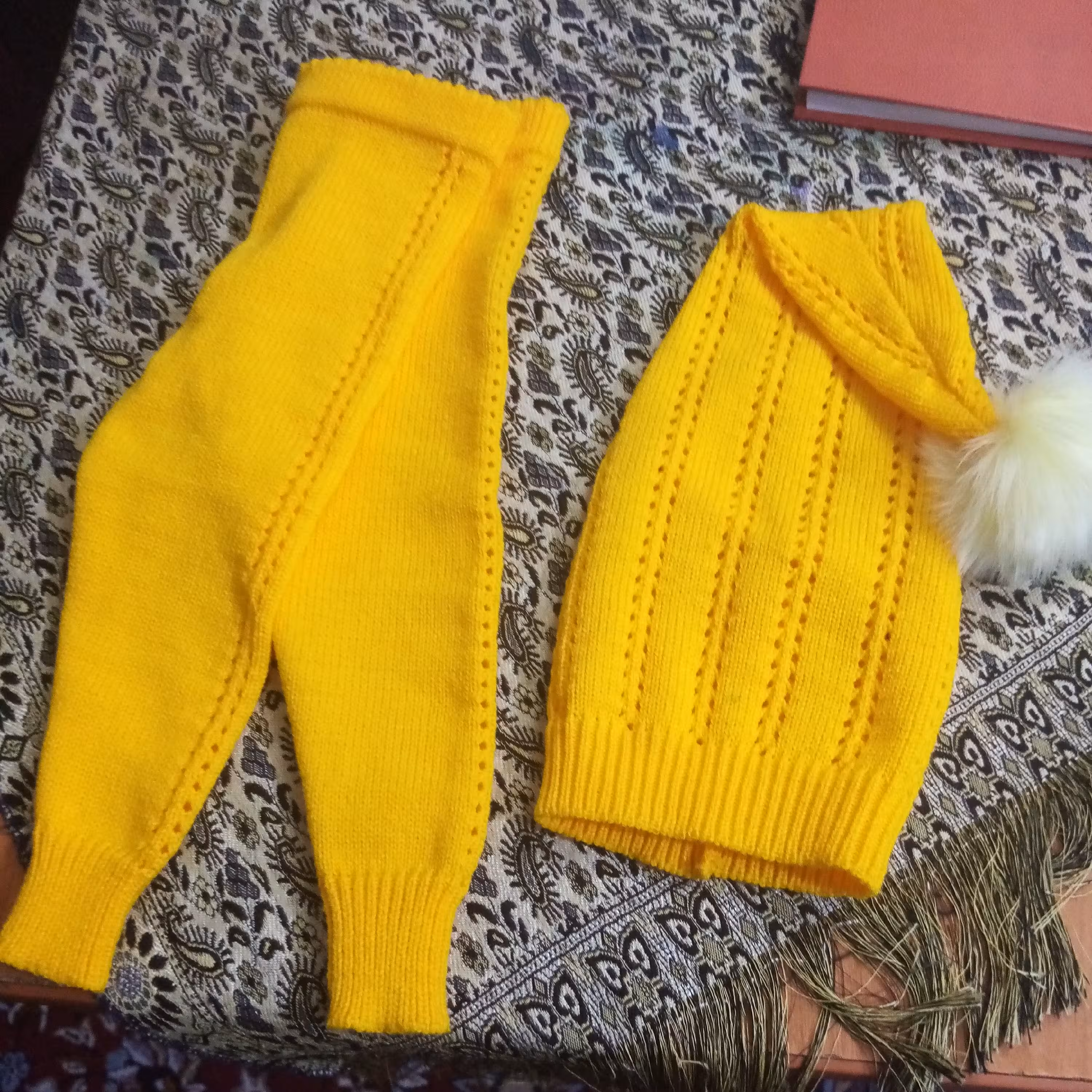 کلاه و شلوار بچه گانه