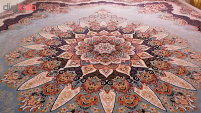 فرش ماشینی زمرد مشهد مدل کیمیا زمینه آبی