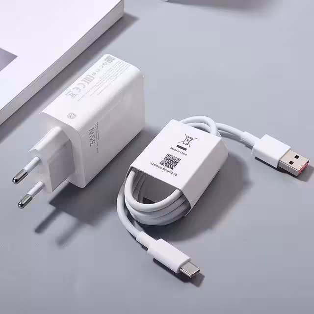 شارژر دیواری شیائومی مدل NOTE 10 PRO (33واتی) به همراه کابل تبدیل USB-C