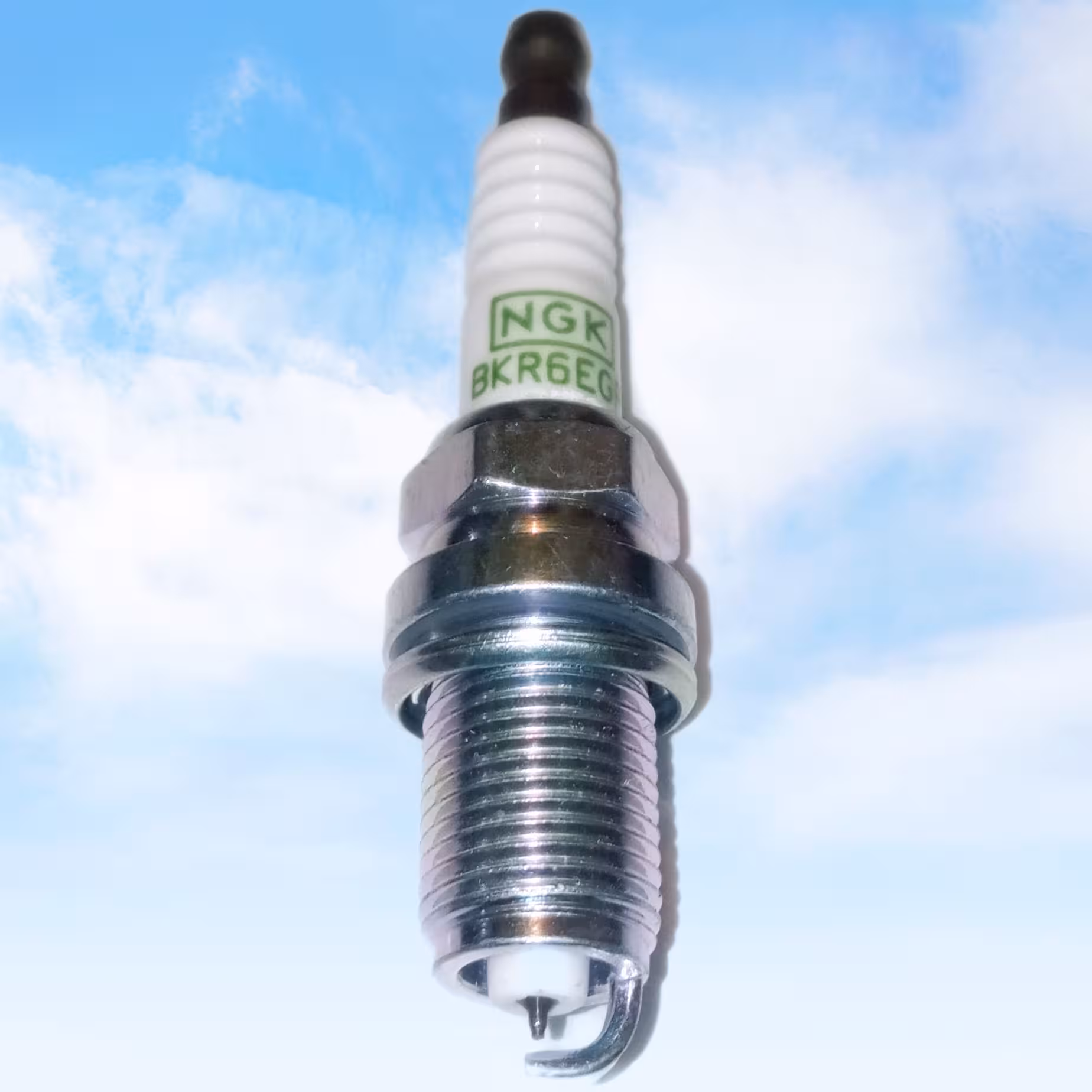 شمع پایه کوتاه سوزنی  معمولی NGK،شماره فنی 7092 بسته 4 عددی.