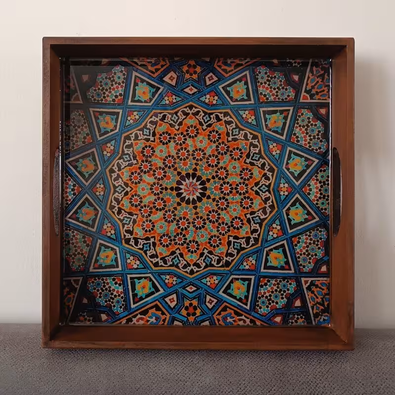 سینی چوبی رزینی طرح اسلیمی سنتی طرح کاشی