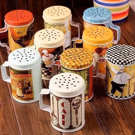 ادویه پاش فلزی بزرگ (پست پیشتاز پس کرایه)