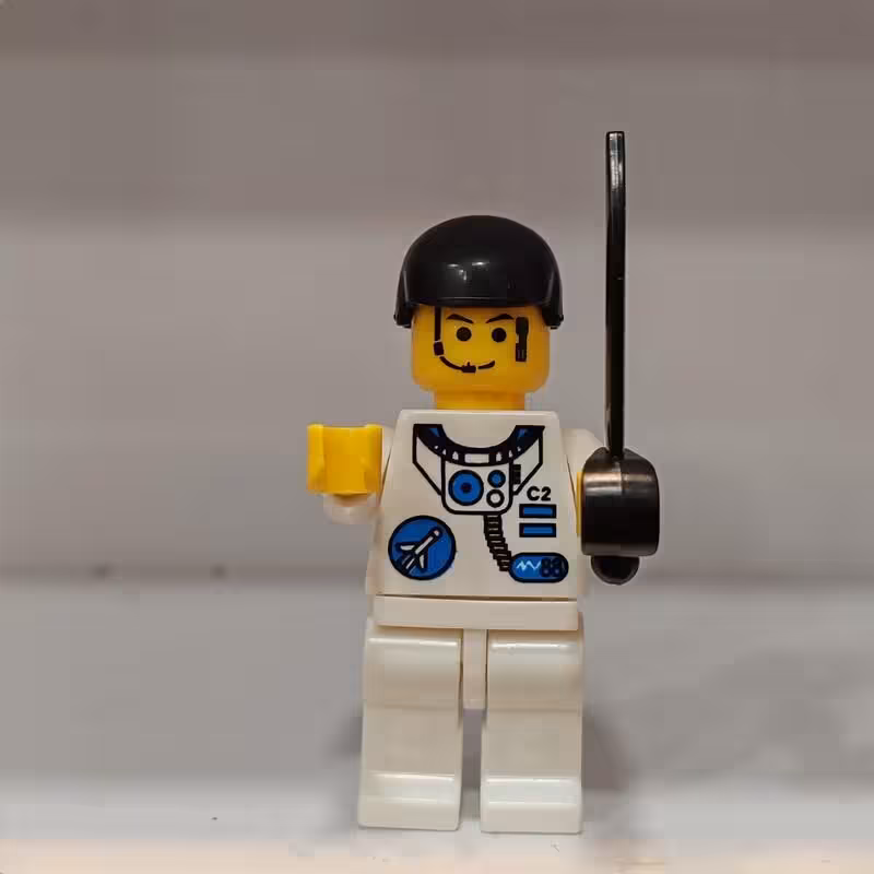 لگو مینی فیگور تکی شخصیت شمشیر به دست لباس سفید شخصیت وارداتی بدون جعبه باز شده ارتفاع 4 سانت