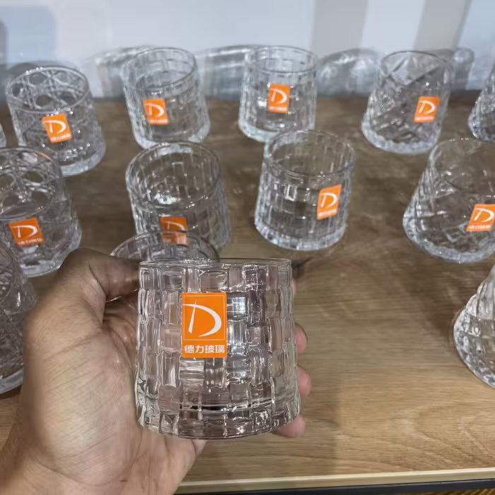 لیوان چرخشی دلی طرح مربعی – ست 6 عددی Deliglass