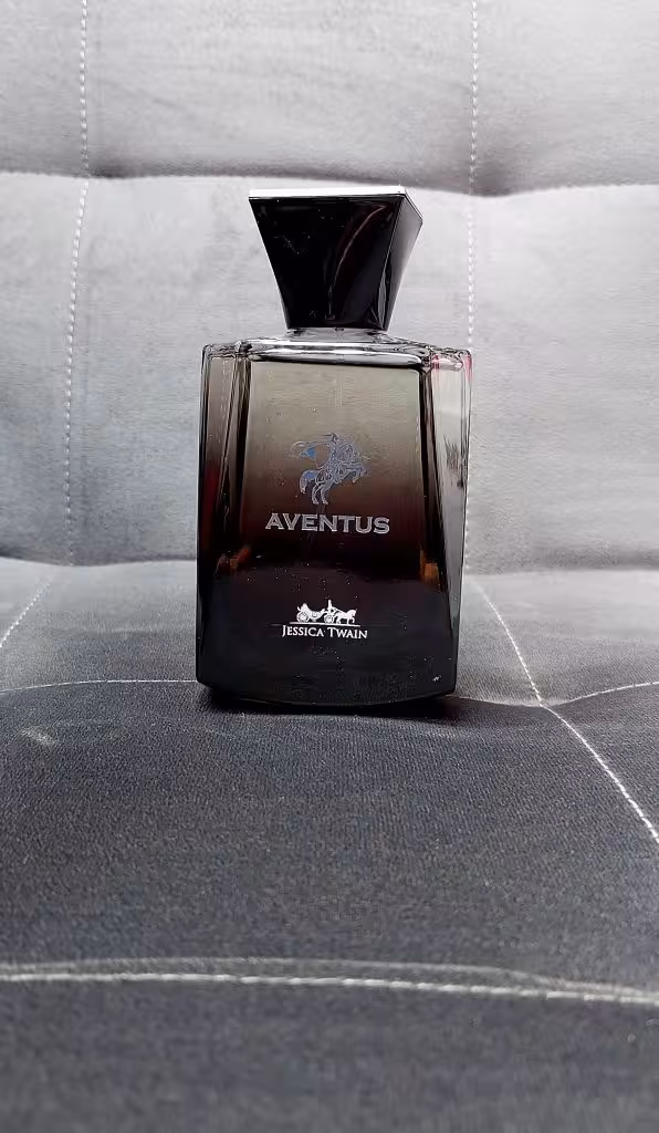 ادکلن مردانه جسیکا فرانسه مدل اونتوس Jessica Twain Aventus