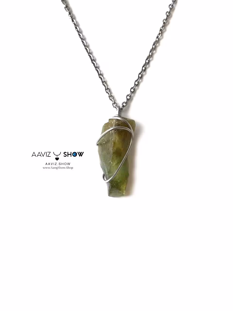 آویز پرهنیت راف و معدنی نمونه زیبا و انحصاری و زیبا A592