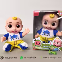 عروسک جی جی از کارتن کوکوملون با لباس سفید