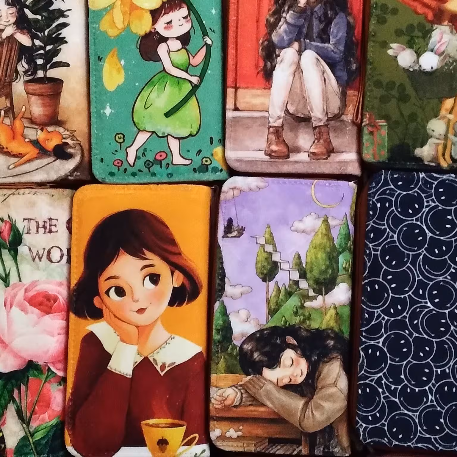 کیف پول دور زیپ دار جنس مخمل کوبیده در طرح های بسیار زیبا