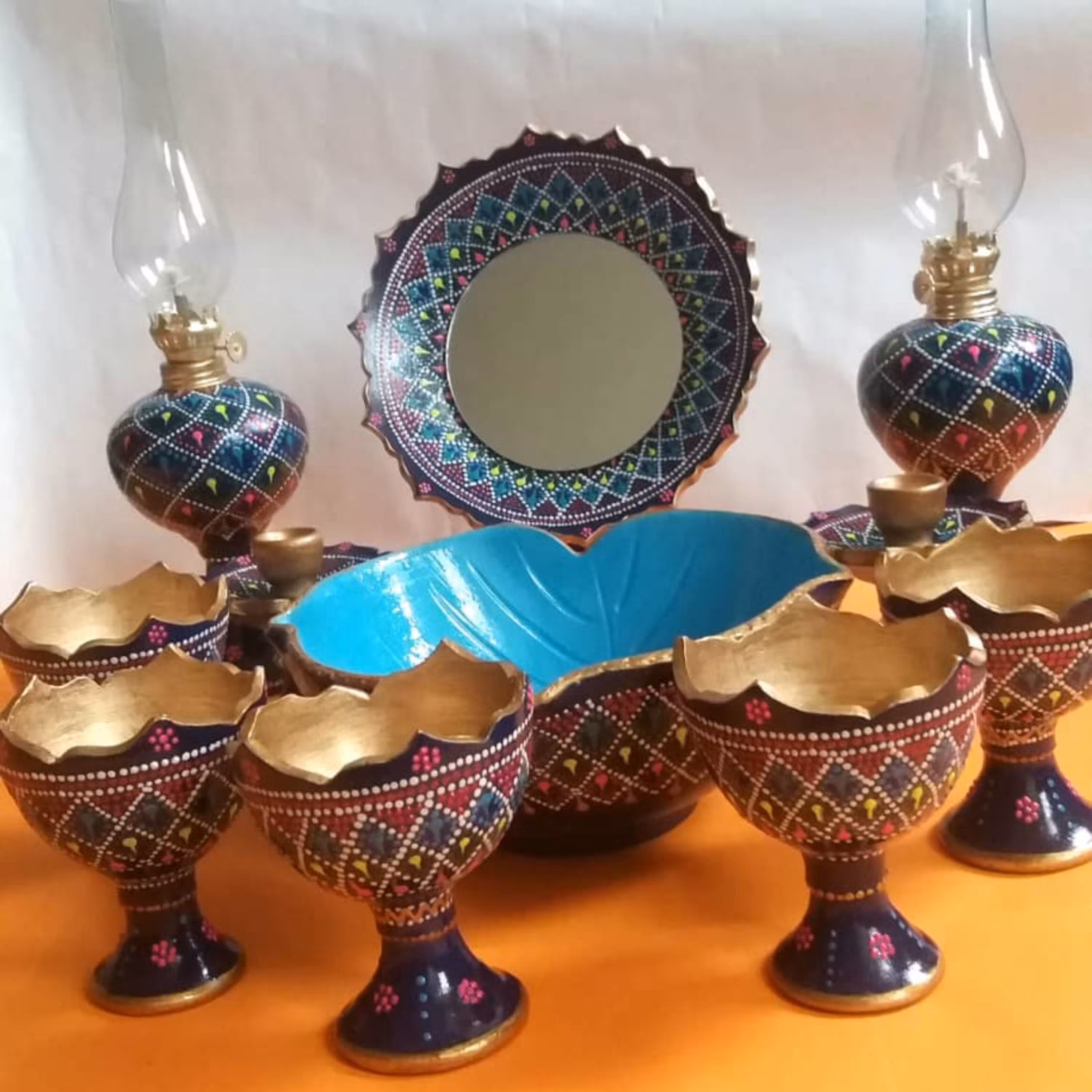  هفت سین.طلایی  بی حوض