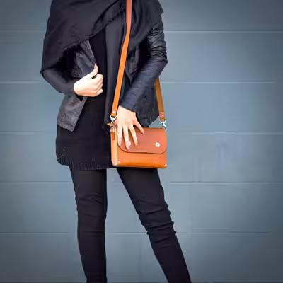 کیف رودوشی چرمی چرم و چوب مدل سدار