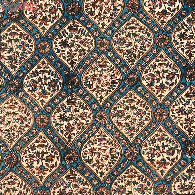 رومیزی قلمکار ممتاز اصفهان اثر عطريان طرح حصیری مدل G114 سایز ۸۰*۸۰ سانتی متر