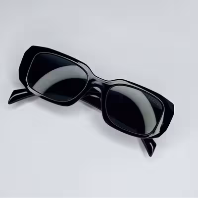 عینک آفتابی  مدل دسته سه بعدی 