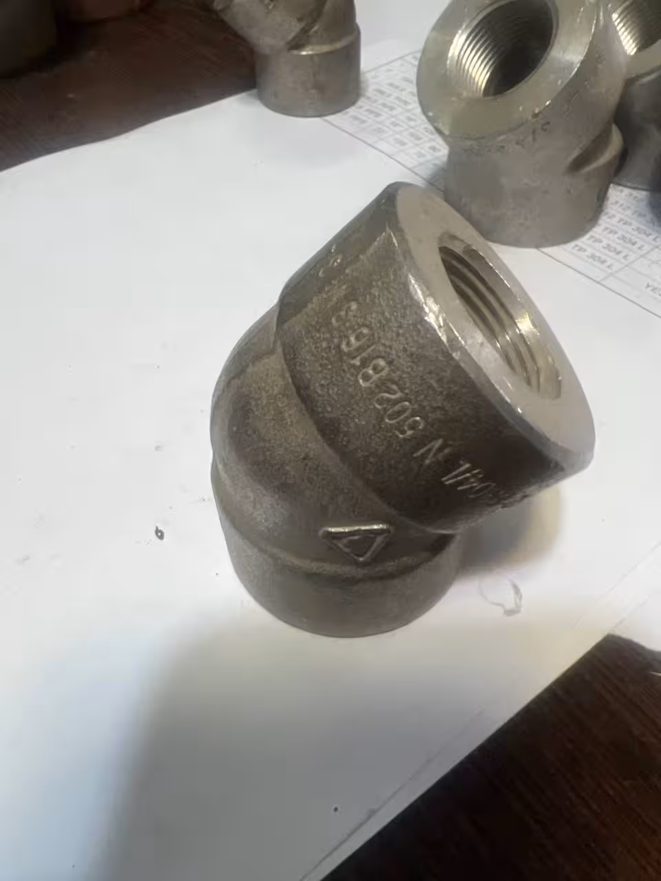 زانو فشار قوی استلنس استیل 45 درجه 3/4 اینچ دنده  کلاس 3000 فشار قوی  SA182F304/F304L