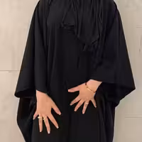 مانتو عبایی ساده کرپ الیزه ماه شو مزون