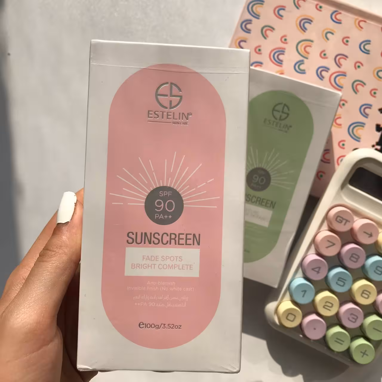 ضد آفتاب ضد لک صورتی استلین spf90 حجم 100 گرمی