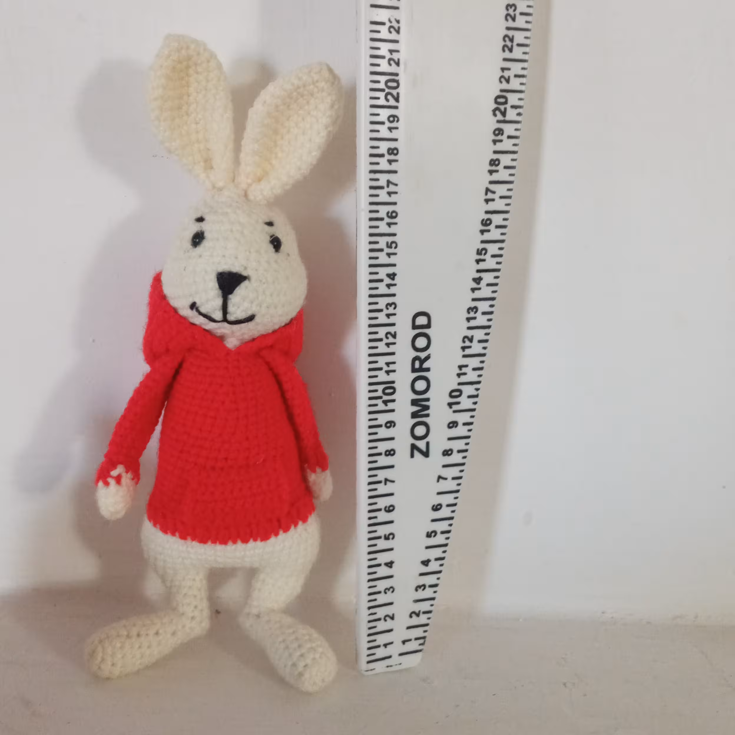 عروسک خرگوش هودی پوش دست بافت