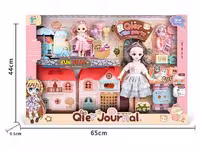 عروسک با خانه