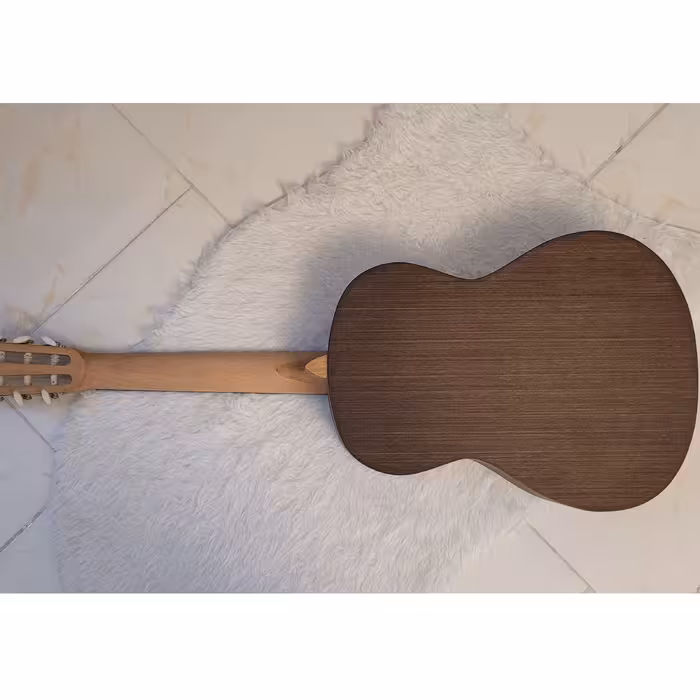 گیتار کلاسیک مدل MAT 4