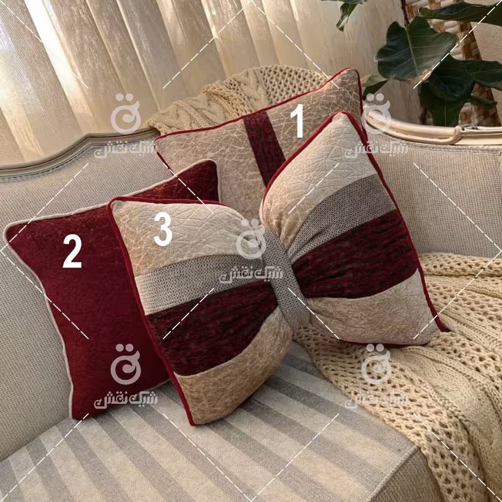 کاور کوسن مخمل طرح شهرزاد کد 2 (بژ و زرشکی)