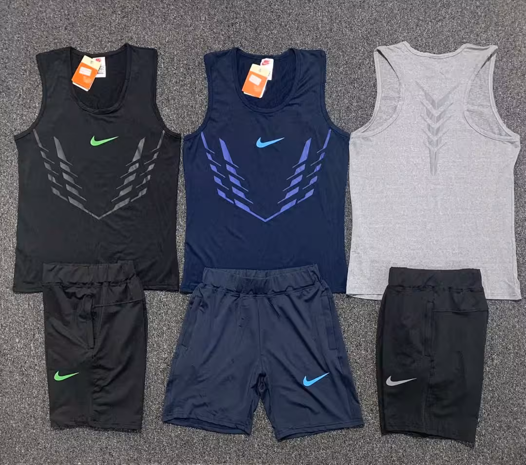 ست تاپ و شلوارک Nike