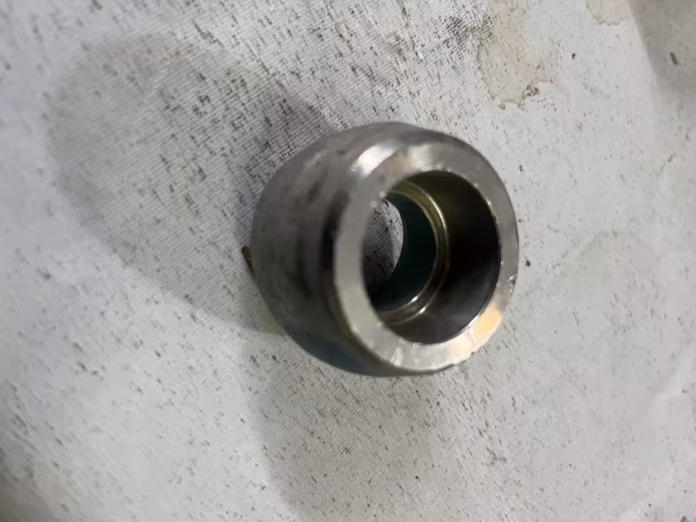 ساکولت 3/4 * 1/2 اینچ  کلاس  3000 از جنس F321